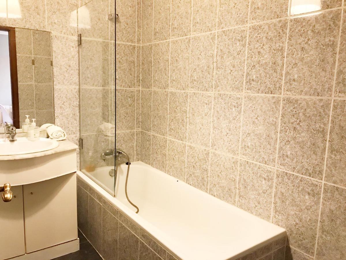 Clerigos Apartments Porto Luaran gambar