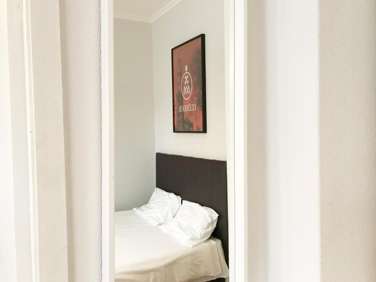 Clerigos Apartments Porto Luaran gambar