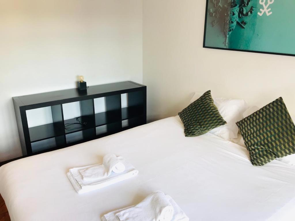 Clerigos Apartments Porto Luaran gambar