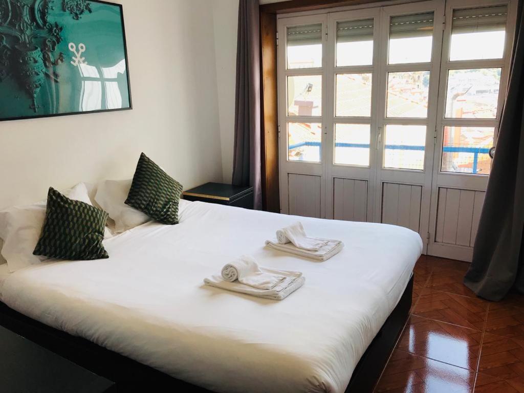 Clerigos Apartments Porto Luaran gambar